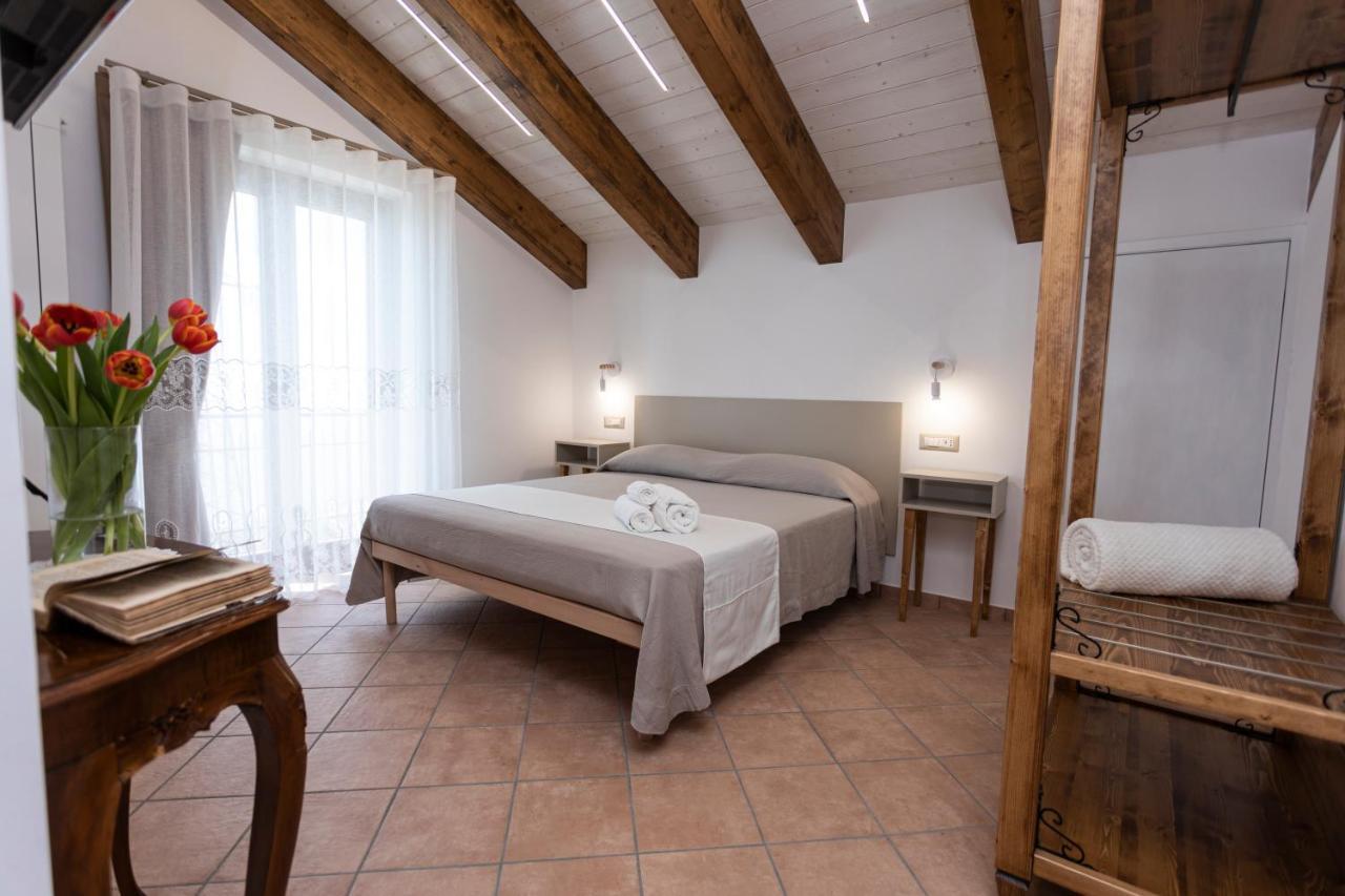 Agriturismo Punta San Lazzaro 阿杰罗拉 外观 照片