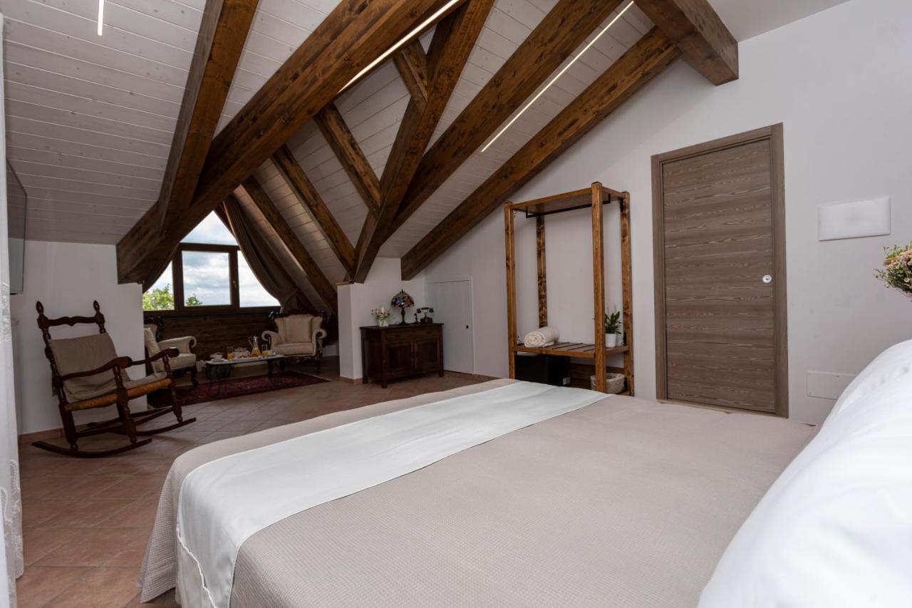 Agriturismo Punta San Lazzaro 阿杰罗拉 外观 照片