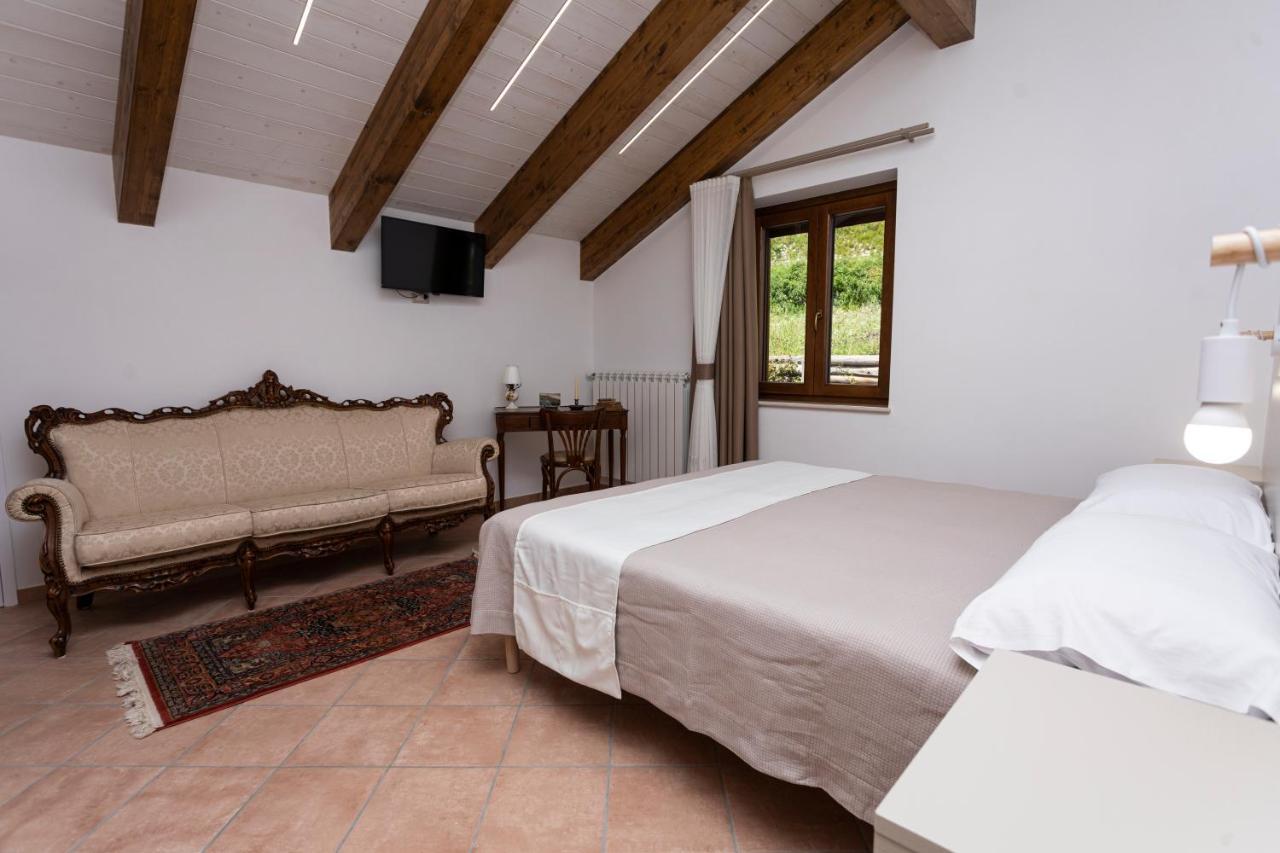 Agriturismo Punta San Lazzaro 阿杰罗拉 外观 照片